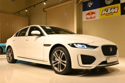 Jaguar XEL   P250