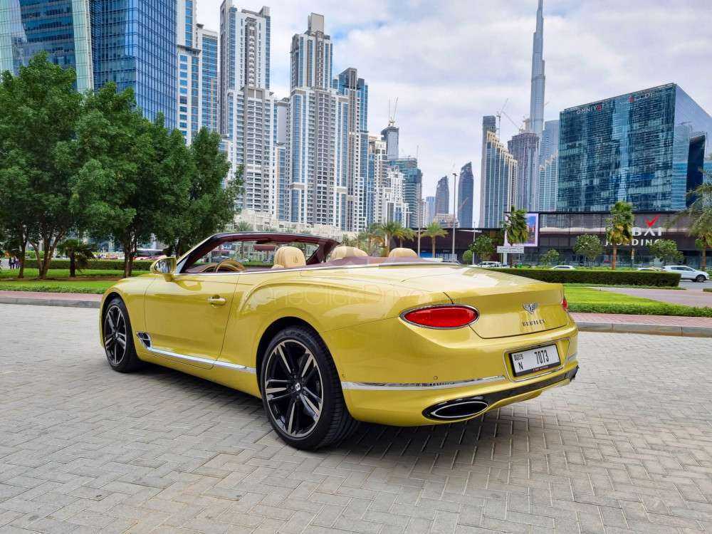 RENT BENTLEY CONTINENTAL GT CONVERTIBLE 2021 IN DUBAI-pic_4