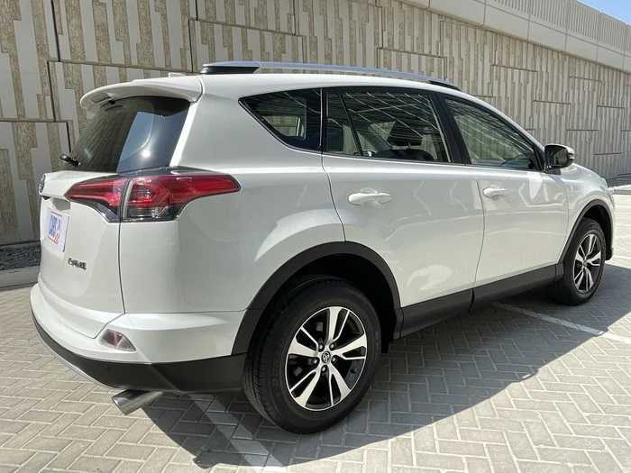 Toyota RAV 4 EX 2018-pic_4