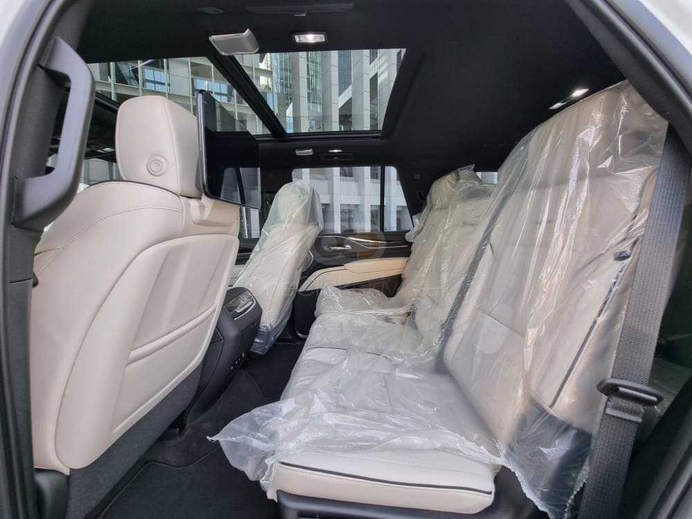 RENT CADILLAC ESCALADE PLATINUM SPORT 2022 IN DUBAI-pic_5