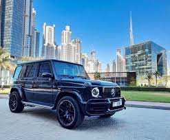 2020 MERCEDES-BENZ AMG G 63 BRABUS 700 | WITH REAR SEAT ENTERTAINMENT | CARBON FIBER HOOD-pic_2