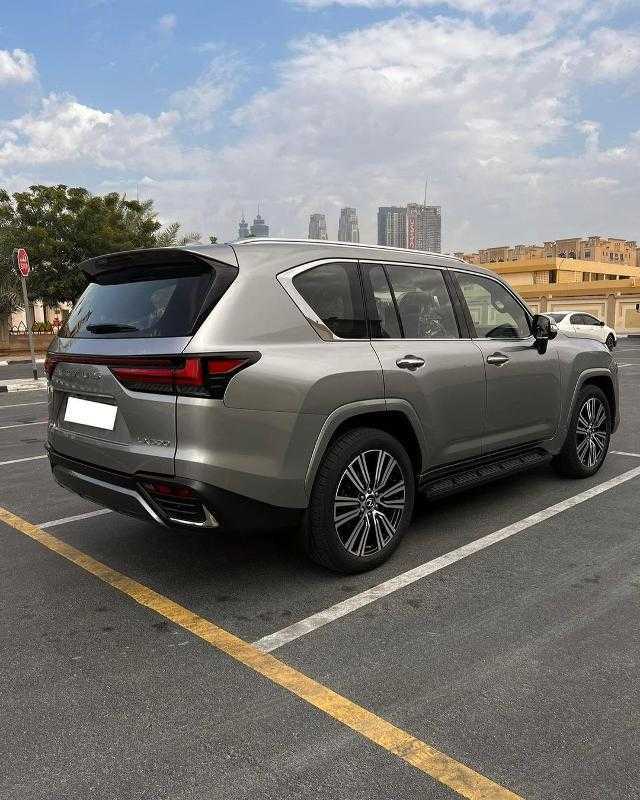 2022 Lexus LX600 VIP - Brand New - GCC (FM-1592)-pic_2