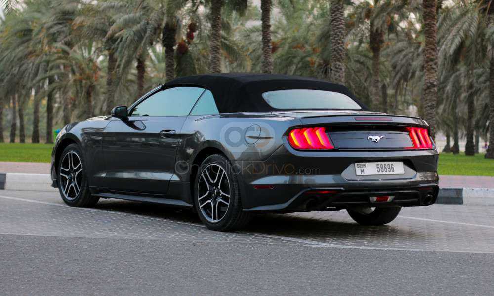 Rent Ford Mustang EcoBoost Convertible V4 in Dubai-pic_1
