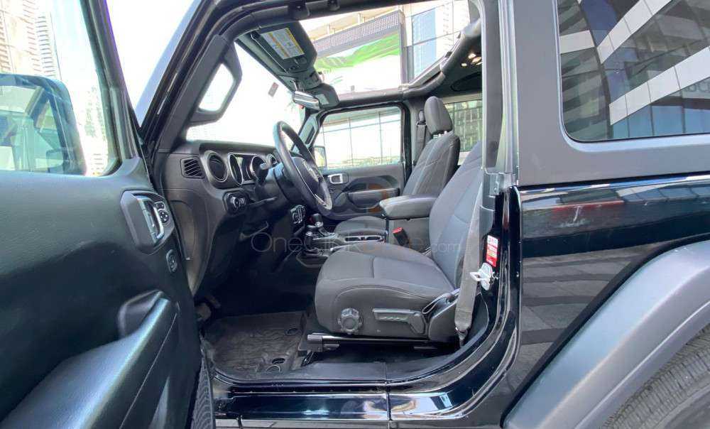 RENT JEEP WRANGLER SPORT 2020 IN DUBAI-pic_3