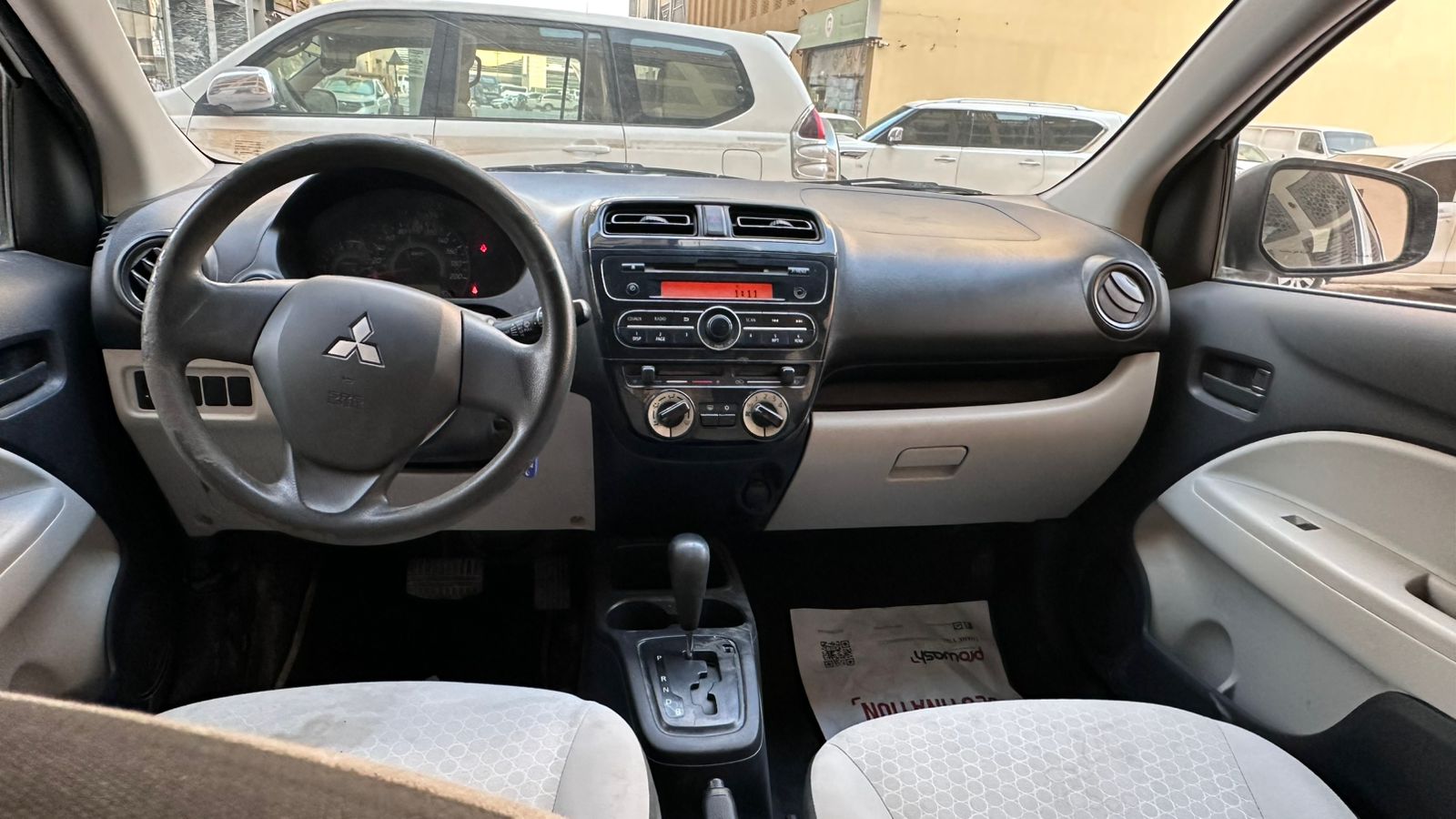 Mitsubishi Miraj 2015-pic_3