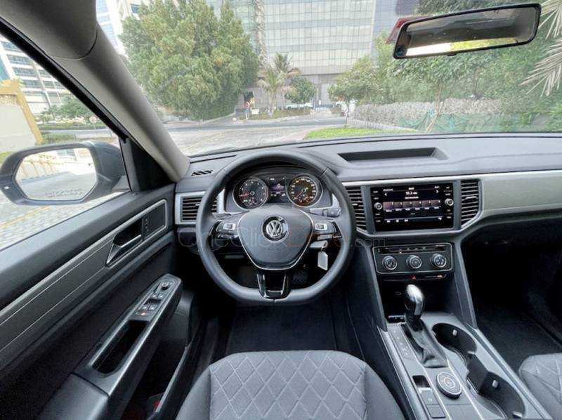 RENT VOLKSWAGEN TERAMONT 2020 IN DUBAI-pic_2