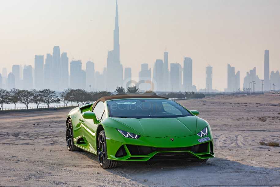 Rent Lamborghini Huracan EVO Spyder 2022 in Dubai-pic_1