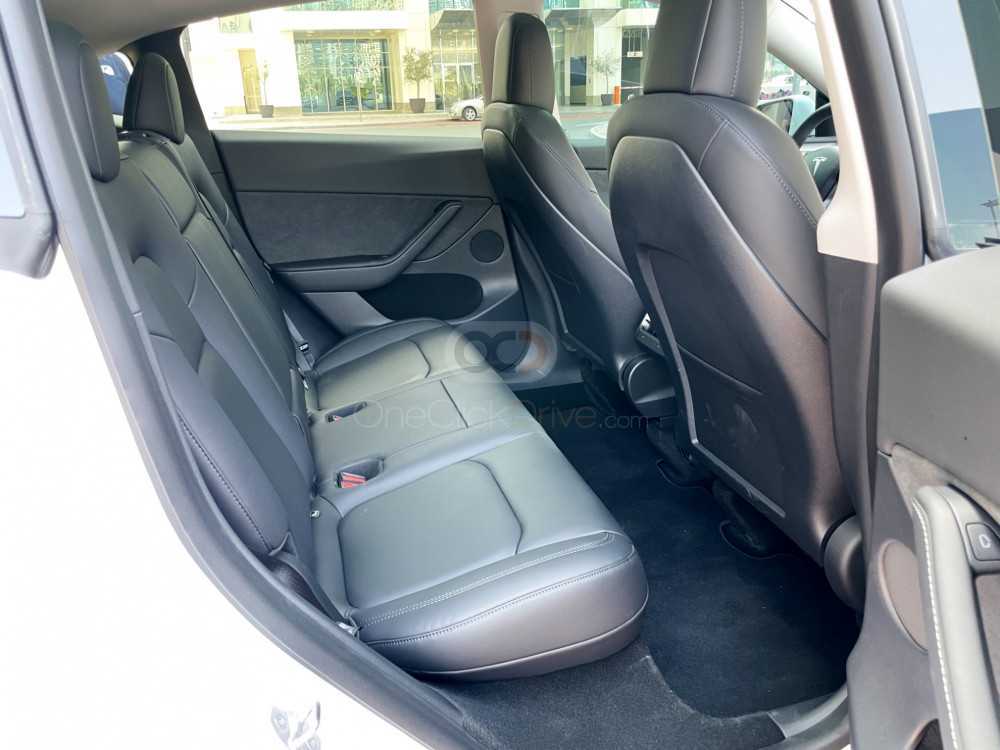 Rent Tesla Model Y Long Range 2022 in Dubai - Luxury EV-pic_5