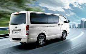 RENT TOYOTA HIACE 13 SEATER 2017 IN DUBAI-pic_3