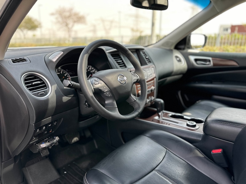 Nissan Pathfinder SV-pic_3