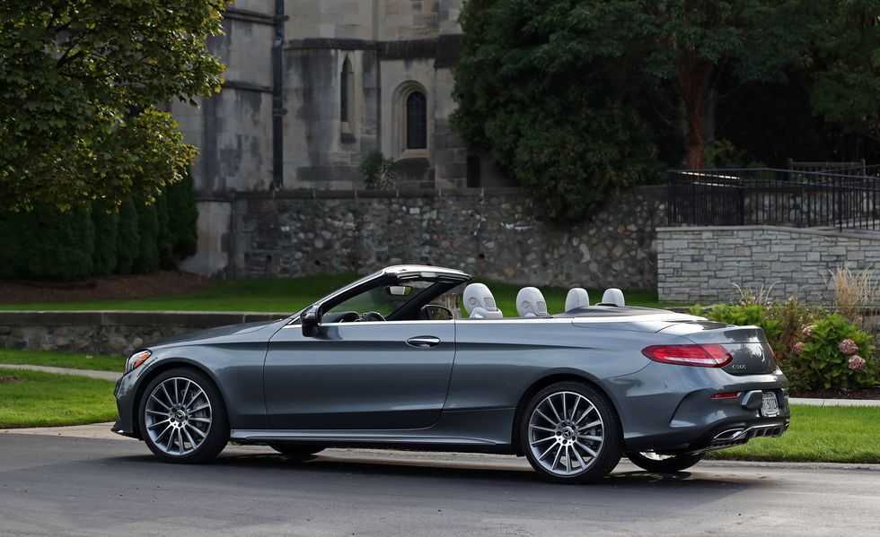 RENT MERCEDES BENZ C300 CONVERTIBLE 2020 IN DUBAI-pic_3