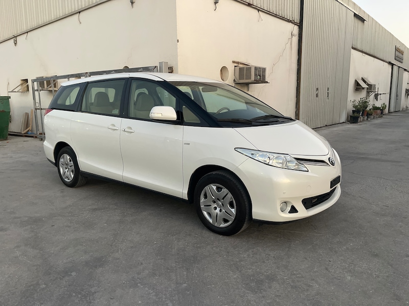 Toyota Previa-pic_1