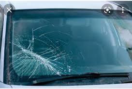 Windscreen crack repairs / headlight repairs / Windscreen replacements-pic_1