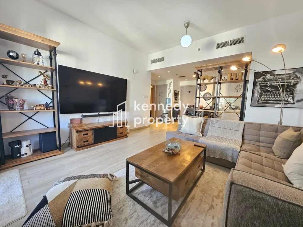 Canal View | Bright Apartment | Great Location